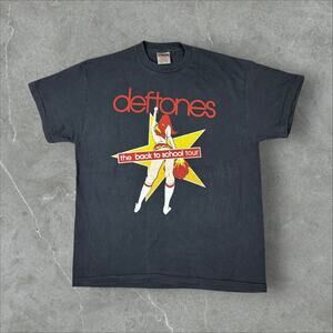 Vintage Deftones 2001 Back To School Euro Tour Sz XL Single Stitch Reprint Shirt